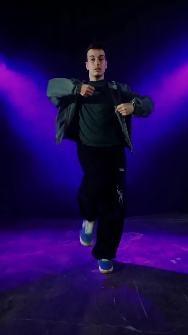 Sala taneczna Your Move Dance Studio w Rzeszowie — zajęcia HIP HOP BASIC+
