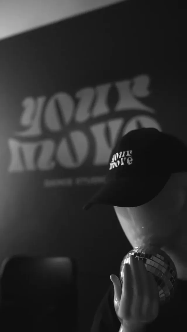 Za kulisami nagrań wideo w Your Move Dance Studio
